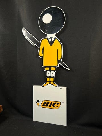 BIC - Reclamebord - XXL - Hout