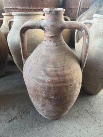 Cruche (10) - Terre cuite - Amphore en terre cuite