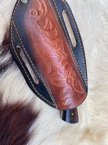 Handcrafted Damascus Steel Hunting Knife – Rosewood & Stag