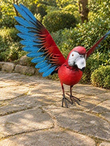 sculptuur, Iron Art – sculptuur van een ara in vlucht –