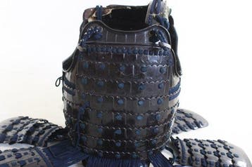 Harnas - Japan - E3-437 Iyozane Dou van Samurai Yoroi Edo