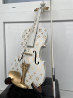 J.Reinhardt - sculptuur, Custom Louis Vuitton Violin - 60´s