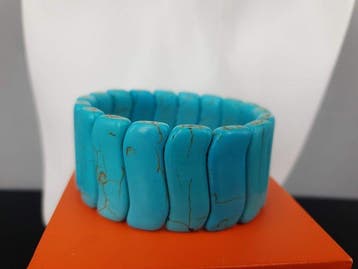 Natuurlijke turquoise howliet edelsteen<br>Lengte: 13 cm –