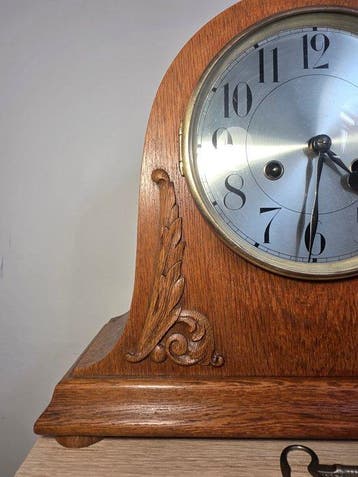 Pendule de cheminée - Junghans - Bois, Laiton, Verre -, Antiquités & Art