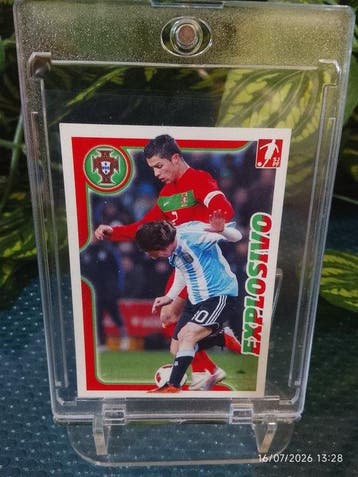 Panini 2011 | Cristiano Ronaldo & Messi | Portugal de Ouro, Nieuw