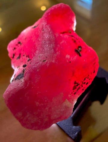 Rubis Incroyable rubis sang pur rosé ! 120,5 ct. Mozambique
