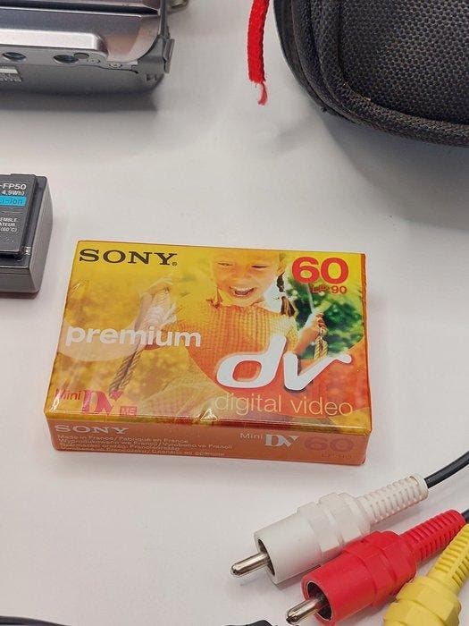 Sony DCR-HC42E Digitale videocamera, Verzamelen, Foto-apparatuur en Filmapparatuur