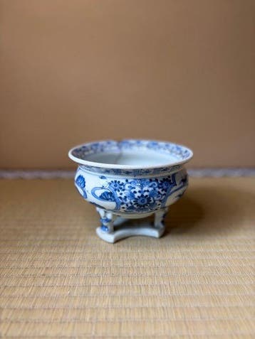 Japanse Arita-porselein Blauw-wit wierookbrander (Koro) –