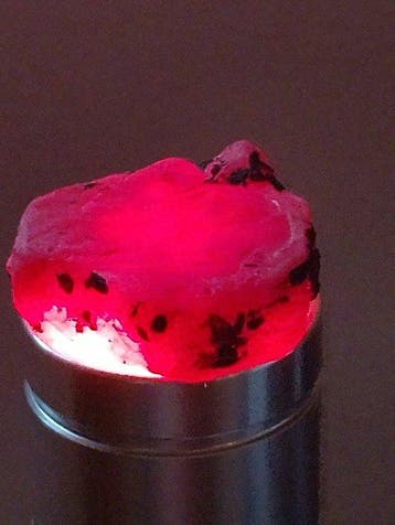 Ruw - Hoogte: 3.3 cm - Breedte: 2.7 cm- 27.18 g - (1)