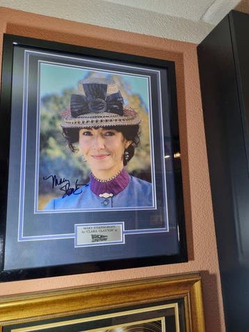 Back to the Future Part III - Signed by Mary Steenburgen, Nieuw