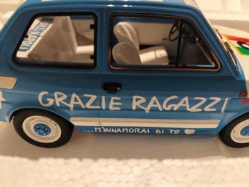 Laudoracing 1:18 - Berline miniature - Fiat 126 Personal, Hobby & Loisirs créatifs