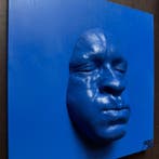 gregos - Blue breathe on blue background