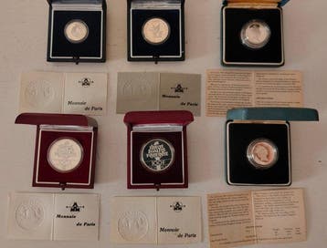 Frankrijk, Verenigd Koninkrijk. 1985/1988, Lotto completo di, Postzegels en Munten