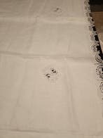 Nappe (13) - 270 cm - 152 cm - Nappe en dentelle blanche
