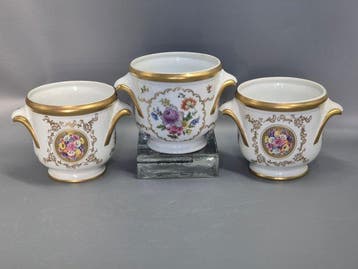 Gerold Porzellan Übertopf Set 3-teilig Blumenmotive, Antiek en Kunst