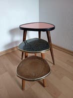 Table dappoint - Bois - Trois tables d’appoint vintage /