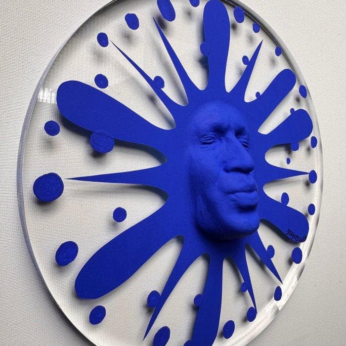 gregos - Blue kissing splash on plexiglas, Antiquités & Art, Art | Objets design
