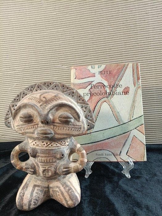 Aardewerk, kopie sculptuur - 19.6 cm (Zonder minimumprijs), Verzamelen, Mineralen en Fossielen