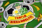 Ugo Nespolo (1941) - Trofeo Birra Moretti - Big Size, Antiek en Kunst