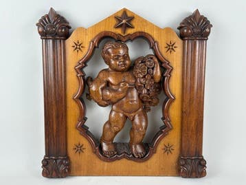 Decoratief ornament - Een antiek houten beeldhouwwerk., Antiek en Kunst