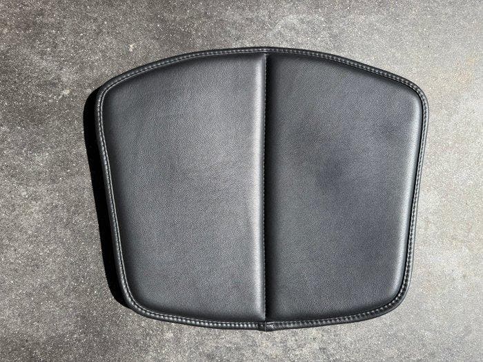 Knoll Harry Bertoia Bertoia side chair cushion - Coussin, Antiek en Kunst, Antiek | Meubels | Stoelen en Sofa's