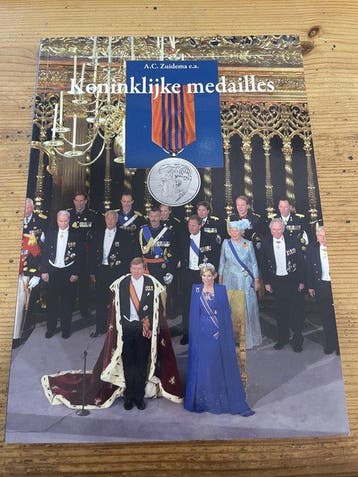 Koninklijke medailles 9789070024000 A.C. Zuidema, Verzenden, Zo goed als nieuw, A.C. Zuidema