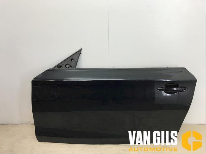 Portier 2Deurs links BMW 1-Serie O178545, Auto-onderdelen, Carrosserie