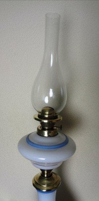 Olielamp - tafelmodel - Gepatineerd brons, Opaline glas