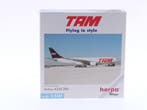 Schaal 1:500 Herpa 508353 TAM - Airbus A330-200  The Mag..., Ophalen of Verzenden, Gebruikt
