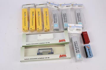 Walthers, AWM, L.S. Models H0 - Modeltrein (12) - 12-delig