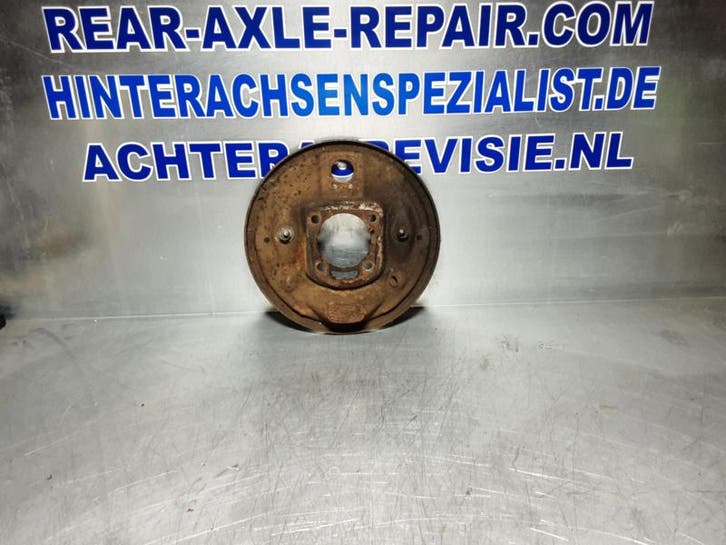 Remankerplaat rechts Opel Rekord C, Opel Rekord D., Autos : Pièces & Accessoires, Freins & Transmission, Envoi