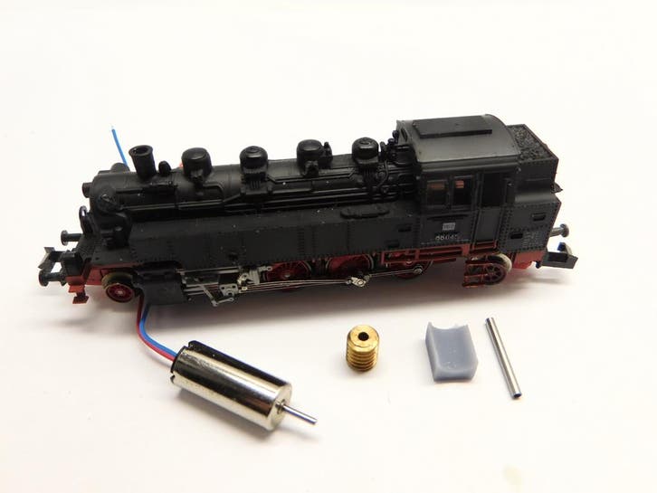 micromotor NH016G ombouwset Kato BR 86, Hobby & Loisirs créatifs, Trains miniatures | Échelle N, Envoi