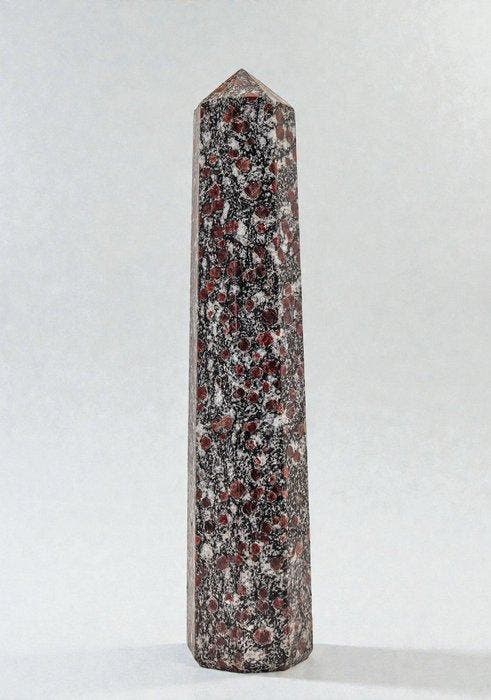 Uitzonderlijke granaat in Matrix Tower 290 mm – Gigantische, Verzamelen, Mineralen en Fossielen