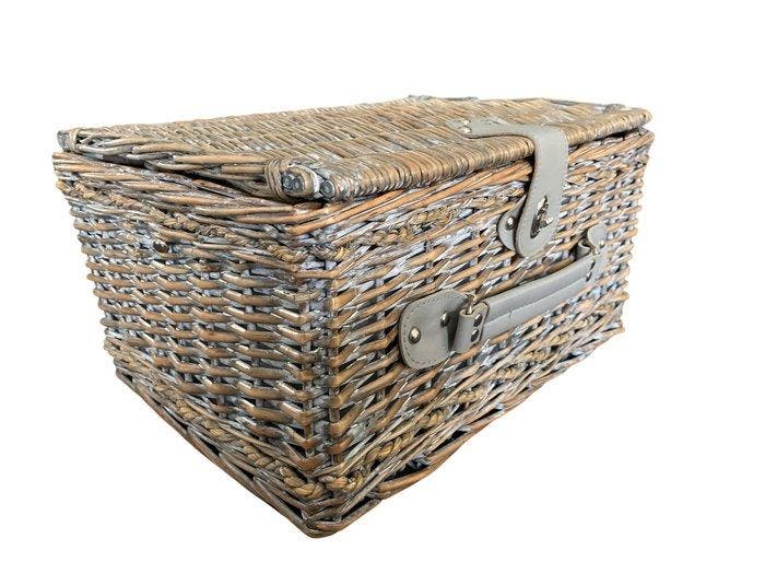 Picknickmand - riet, inox, textiel - Zuiderse picknickmand, Antiek en Kunst, Curiosa en Brocante