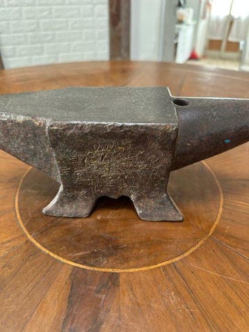 Werkgereedschap - Professioneel aambeeld, Antiek en Kunst