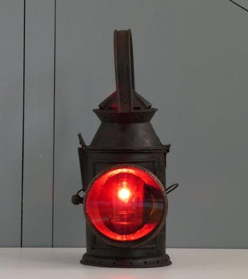 Lantaarn - Antieke Spoorweglantaarn - Metaal, Groen en Rood, Antiek en Kunst