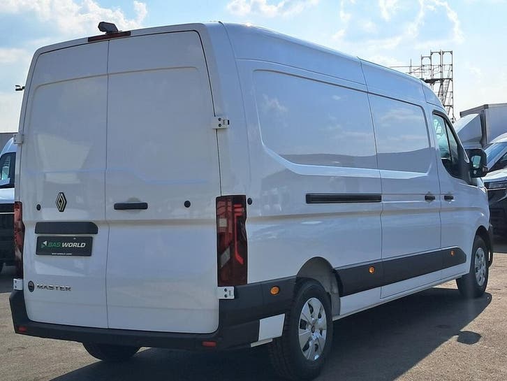 20+ Nieuwe Renault Master bedrijfswagens op voorraad, Auto's, Voorwielaandrijving, Stof, Euro 6, Met garantie (alle)