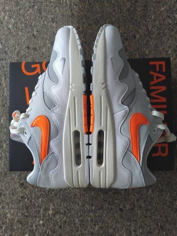 Nike - Nike Air Max 1 Patta Waves White Hyper Crimson (With
