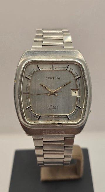 Certina - DS-5 Quartz Date Vintage - Sans prix de réserve -, Handtassen en Accessoires, Horloges | Heren, Nieuw