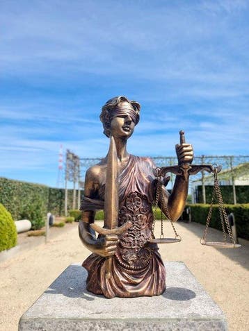 Figure - Lady Justice - Résine