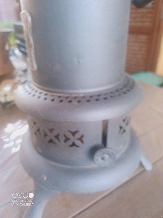 Kachel - Staal, IJzer, wrijven - Draagbare kachel van, Antiek en Kunst, Curiosa en Brocante