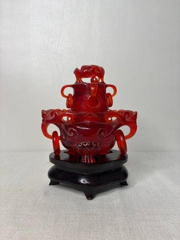 Wierookhouder met deksel in Chinese stijl, rood doorzichtig