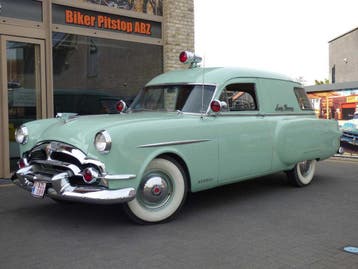 Online veiling - 1953 Miss Henney Ambulance