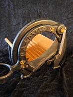 Raadvad - Ole Larsen - Coupe-pain - 294 - Fer - Trancheur à