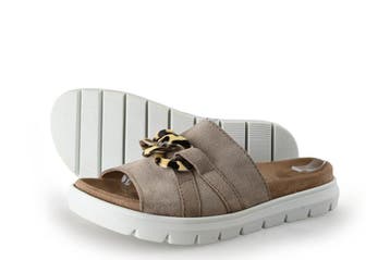 Fey Slippers in maat 36 Bruin, Kleding | Dames, Schoenen, Slippers, Bruin, Verzenden, Fey