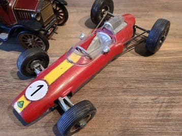 Schuco - modèle 1227, modèle 1079 - Voiture à remontoir -, Antiek en Kunst