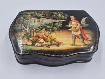 Sieradendoos - Opbergdoosje met Sirin decor, gesigneerd -