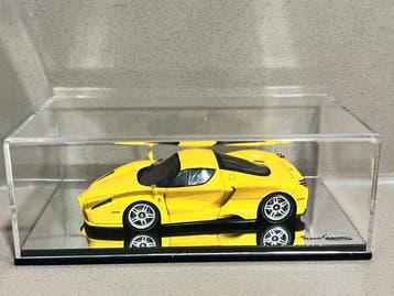 RedLine models 1:43 - Modelauto - Ferrari Enzo - Beperkte