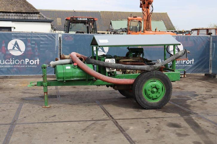 Veiling: Mobiele waterpomp DAF 6-cilinder Diesel, Articles professionnels, Machines & Construction | Pompes & Compresseurs, Enlèvement
