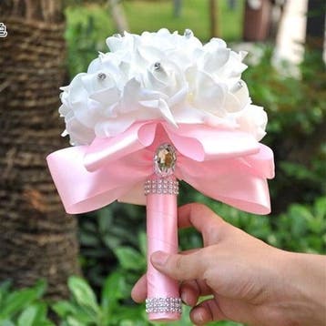 Bruidsmeisjesboeket foamrozen roomwit+ roze met strass, Nieuw